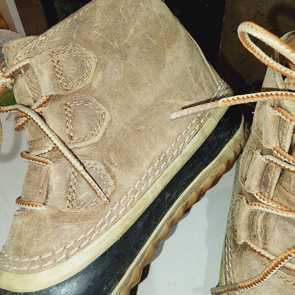 SOREL OUT N ABOUT Sz 7 Tan Distressed Leather Outdoor Rain Mud Ankle Duck Boots - Picture 5 of 9